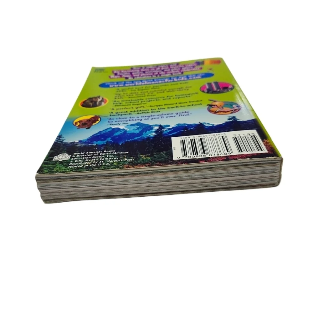 The World Almanac for Kids 2002 - Colorful Edition